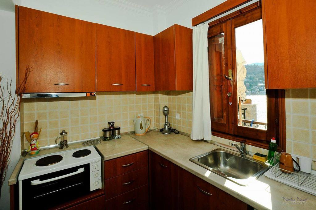 Kleanthi And Kostas Studios Symi Exterior photo